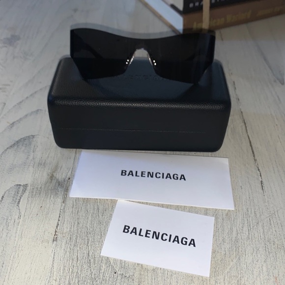 Balenciaga Accessories - Black Fashion Balenciaga sunglasses